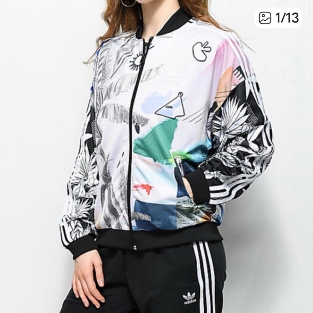 Adidas Originals Farm X Passinho
Oversized Track Jacket CW1381 Size
US Small